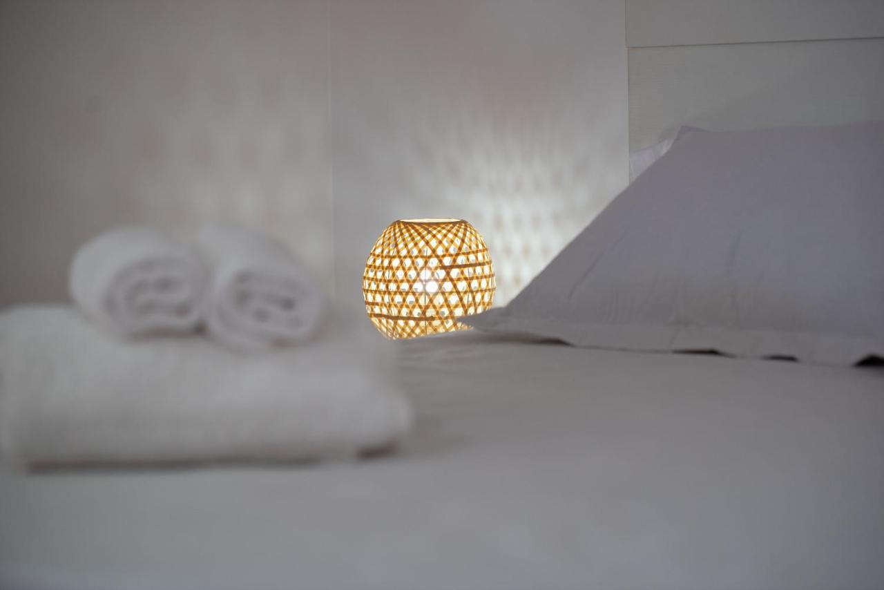 Attic Deltarelax Lägenhet Deltebre Exteriör bild